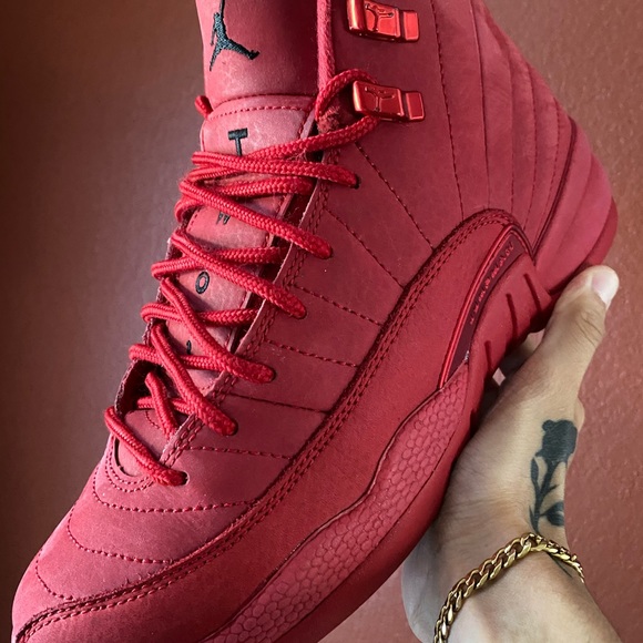 gym red 12 gs